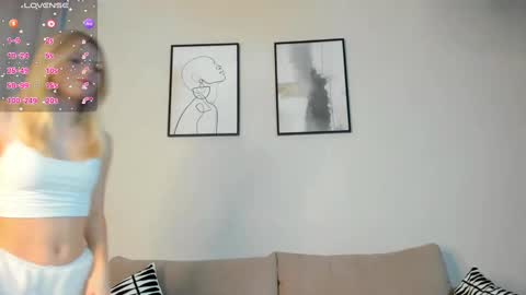 Julia online show from February 2025 12:14:02 PM