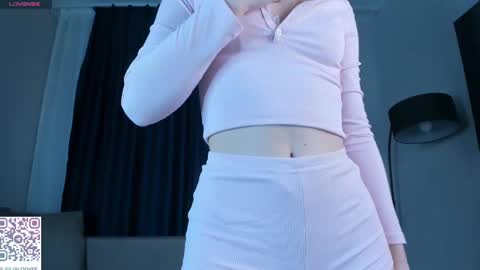 Julia online show from March 2025 02:21:02 PM