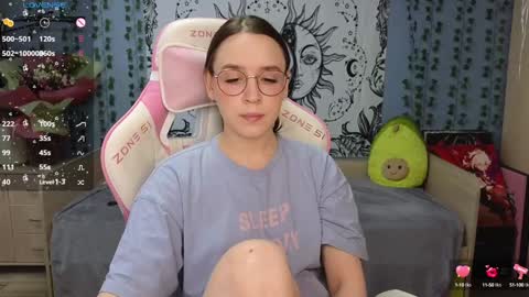 Alice online show from January 2025 04:37:02 AM