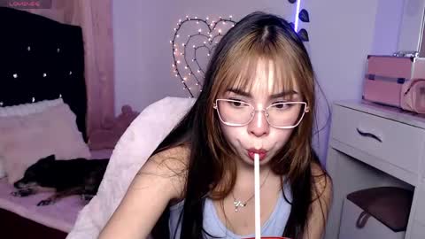 Snapshot of sweet_hannaah chatting on May 2026 02:51:02 AM Hannah online show from May 2026 02:51:02 AM