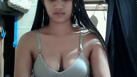 Hazel online show from February 2026 06:36:01 PM