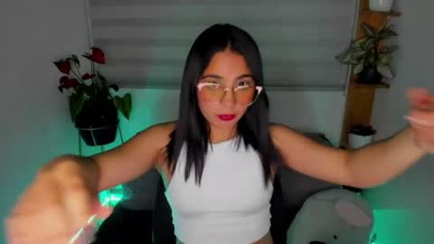 Lina online show from June 2026 12:02:02 AM