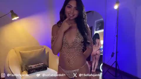 free            private online show from August 2026 12:21:01 AM