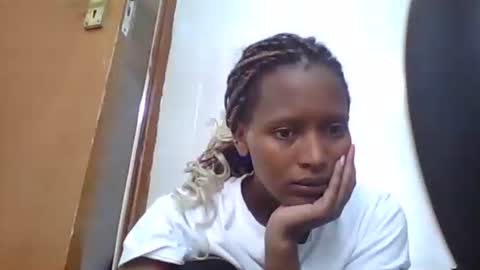 Linda online show from January 2026 06:29:02 AM