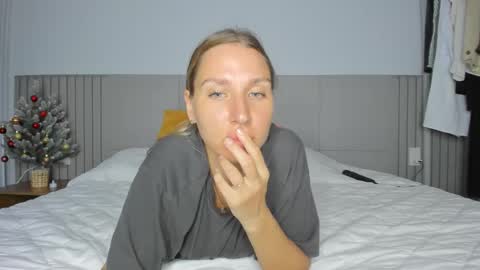 Sofi online show from December 2025 10:02:02 AM