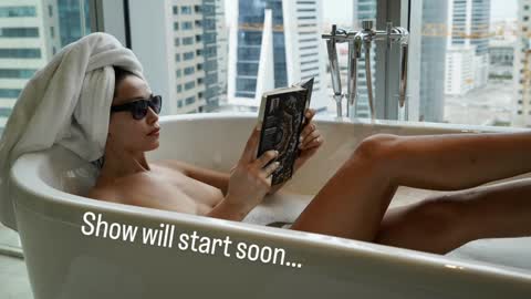 Dana online show from October 2025 08:59:01 AM