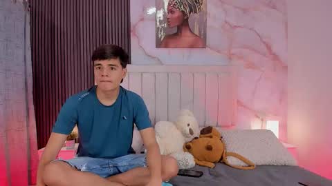 Snapshot of sweet_petter chatting on November 2025 01:00:01 PM Petter online show from November 2025 01:00:01 PM