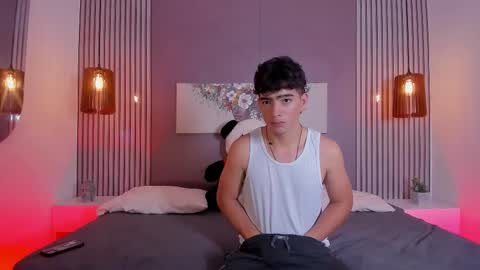 Snapshot of sweet_petter chatting on November 2025 01:28:02 PM Petter online show from November 2025 01:28:02 PM