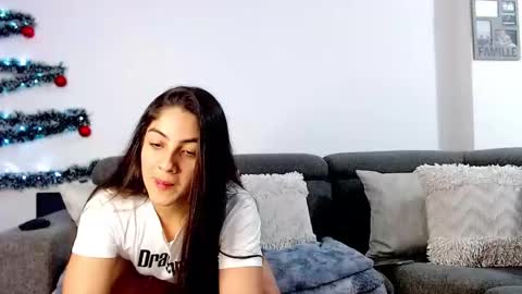 Sara online show from December 2024 11:20:01 PM