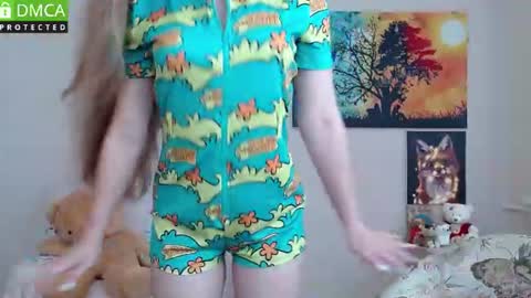 Jessika online show from June 2026 12:04:01 PM