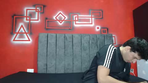 sweet_sofi20 online show from October 2025 01:28:01 PM