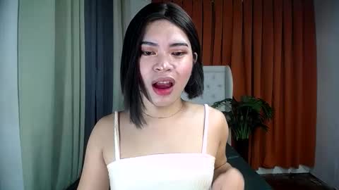 sweet_trexie online show from April 2026 07:30:02 PM