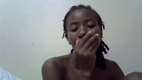 Snapshot of sweet_vee1 chatting on May 2026 08:48:02 PM Princess vee online show from May 2026 08:48:02 PM