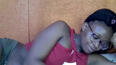 Snapshot of sweet_zarah chatting on April 2026 01:30:01 AM sweet_zarah online show from April 2026 01:30:01 AM