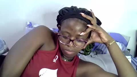 Snapshot of sweet_zarah chatting on May 2026 04:14:01 PM sweet_zarah online show from May 2026 04:14:01 PM