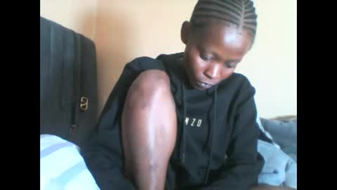 LIANAH online show from November 2025 07:08:02 PM