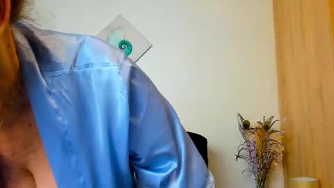 Viorica online show from April 2026 02:11:02 AM