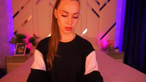 SweetAngellic online show from October 2025 12:35:01 PM