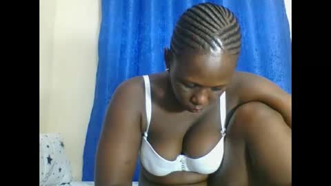 Snapshot of sweetblackgal3 chatting on May 2026 01:35:02 AM JECINTAR online show from May 2026 01:35:02 AM