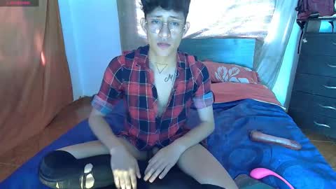 Cameron Alejandro online show from September 2025 06:02:01 PM