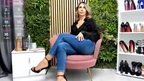 Cherry online show from November 2025 07:03:01 AM