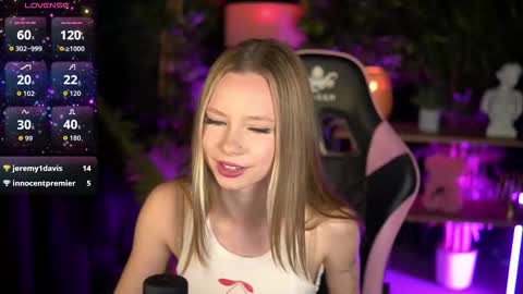 Snapshot of sweetdaisy_me chatting on February 2026 08:04:01 AM Lina online show from February 2026 08:04:01 AM