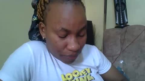 Snapshot of sweetdiva2012 chatting on September 2025 06:39:02 AM sweetdiva2012 online show from September 2025 06:39:02 AM