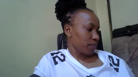Snapshot of sweetdiva2012 chatting on October 2025 08:03:01 AM sweetdiva2012 online show from October 2025 08:03:01 AM