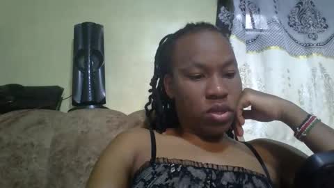 sweetdiva2012 online show from December 2025 04:06:02 AM