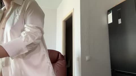 Snapshot of sweetdreamvic chatting on July 2026 01:57:01 PM Vicktorious online show from July 2026 01:57:01 PM