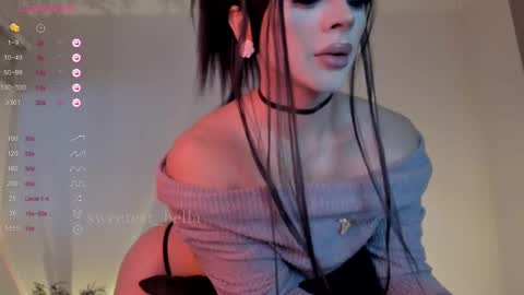 Bella online show from September 2025 09:48:02 PM