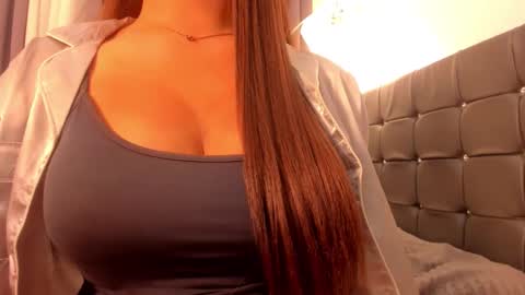 Snapshot of sweetest_one2 chatting on February 2026 10:19:02 AM dez online show from February 2026 10:19:02 AM