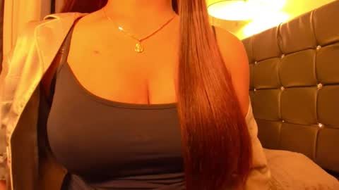 Snapshot of sweetest_one2 chatting on February 2026 04:38:01 PM dez online show from February 2026 04:38:01 PM