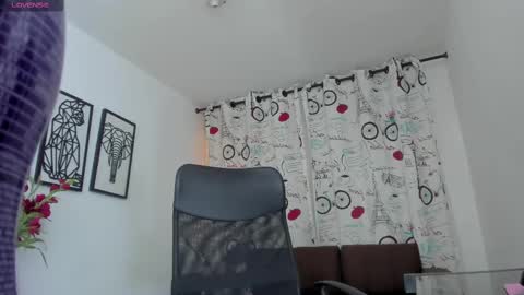 Fabiana online show from February 2025 07:14:02 PM