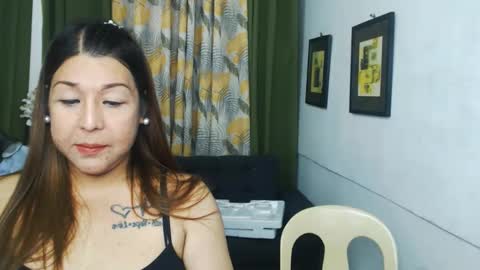 Snapshot of sweetflavor4uxxx chatting on December 2024 02:48:02 PM GoddessAira4uTS online show from December 2024 02:48:02 PM