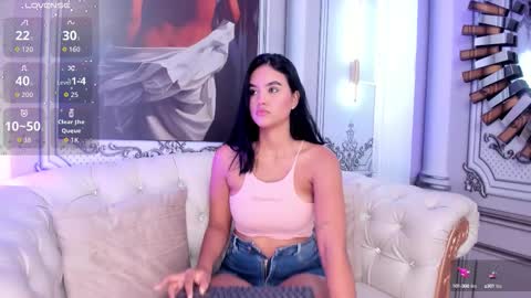 Snapshot of sweetgirl4u_ chatting on September 2025 11:26:02 AM MIA online show from September 2025 11:26:02 AM