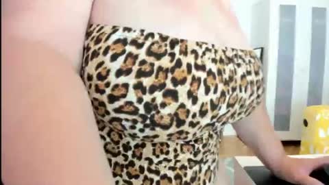 Snapshot of sweetheartmia chatting on July 2026 07:02:01 AM sweetheartmia online show from July 2026 07:02:01 AM