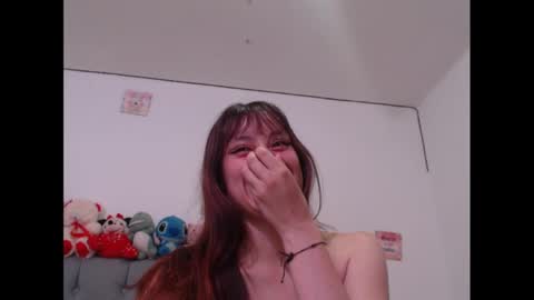 Snapshot of sweethoney22_ chatting on February 2025 07:12:02 AM Sabrina y Eliot online show from February 2025 07:12:02 AM