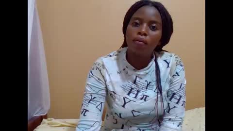 Snapshot of sweetib1 chatting on November 2025 05:52:01 AM sweetib1 online show from November 2025 05:52:01 AM