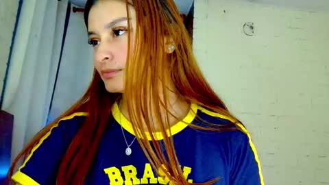 sweetie_ambar online show from December 2025 08:34:01 AM