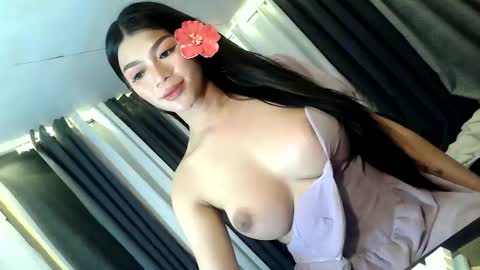 Snapshot of sweetie_fox69 chatting on April 2026 02:41:01 PM Jas online show from April 2026 02:41:01 PM