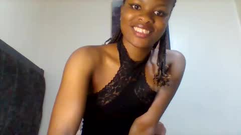 sweetie lee online show from November 2025 02:00:02 AM