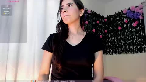 Snapshot of sweetieandjuiicy chatting on March 2026 08:21:02 PM Call me Nataly online show from March 2026 08:21:02 PM
