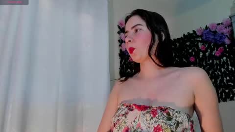 Snapshot of sweetieandjuiicy chatting on June 2026 06:21:02 PM Call me Nataly online show from June 2026 06:21:02 PM