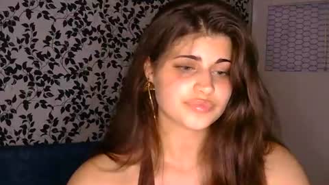 Snapshot of sweetieerica33 chatting on July 2026 07:53:02 PM EriCherry3 online show from July 2026 07:53:02 PM
