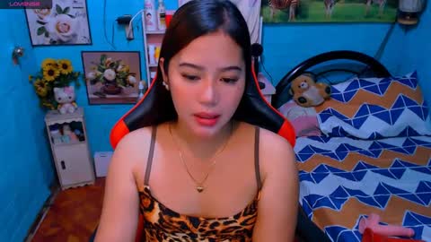 Nicole online show from March 2025 09:06:02 PM