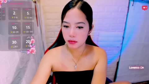 Nicole online show from December 2025 05:54:01 PM