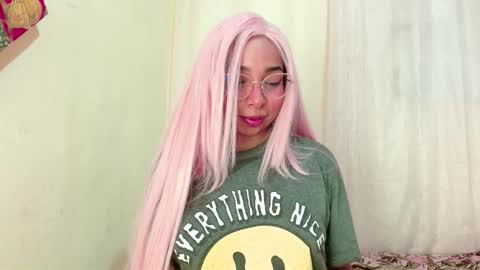 mishel online show from December 2025 03:56:01 AM