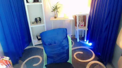 Snapshot of sweetladyapril chatting on July 2026 10:32:02 AM dessiree online show from July 2026 10:32:02 AM