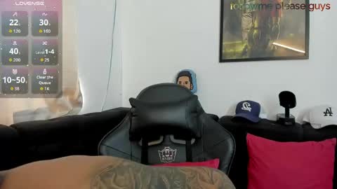 Snapshot of sweetlatinoboy chatting on May 2026 01:40:01 PM SWEETLATINBOY online show from May 2026 01:40:01 PM